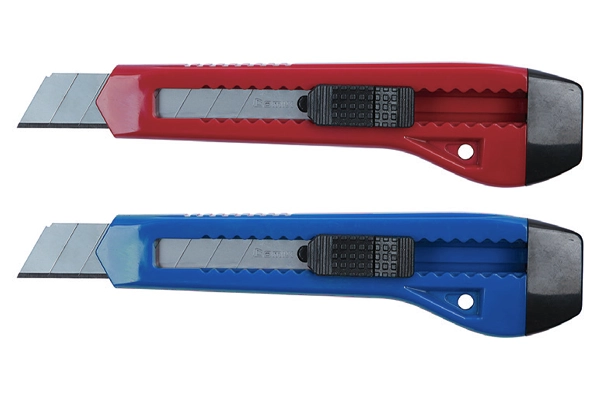 Comix B2827 Large Plastic Utility Knife 18mm